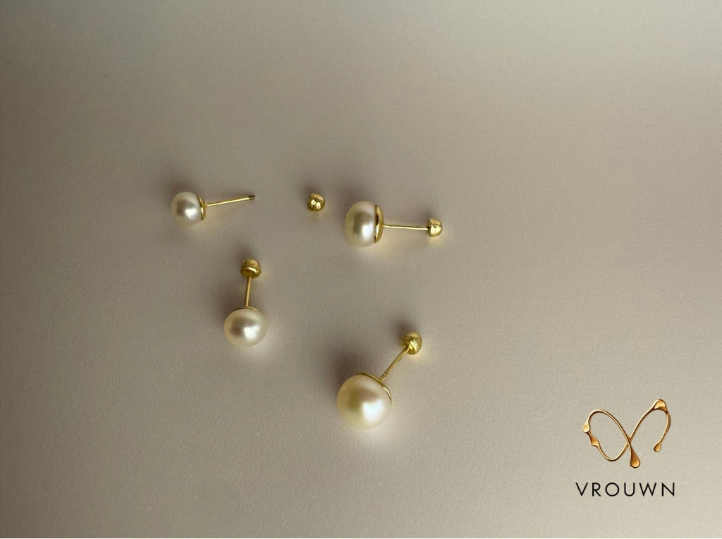 The Pearl Stud Earrings 10K Solid Gold & Natural Pearl