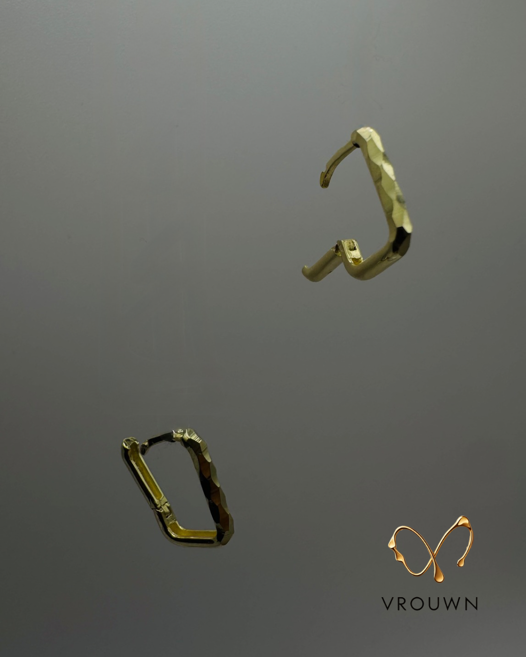 Shine Square Faceted Hoop